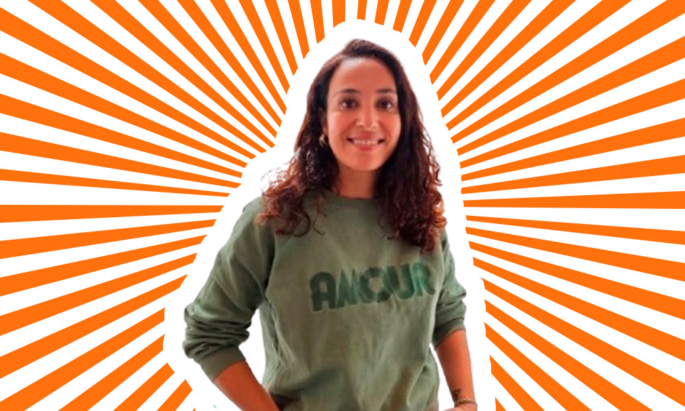 Nora El Hourch - HLM Pussy (Sisterhood)
