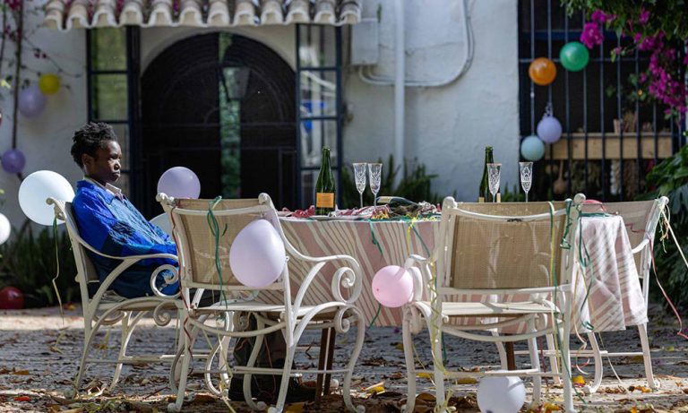 Exclusive Clip: A Different Kind of Cohabitation in Elena Manrique’s ‘Fin De Fiesta’ (The Party’s Over) – TIFF 2024