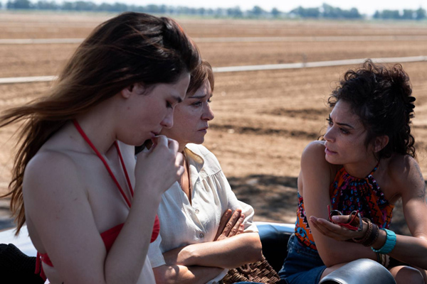 Mario Martone Fuori Movie Review