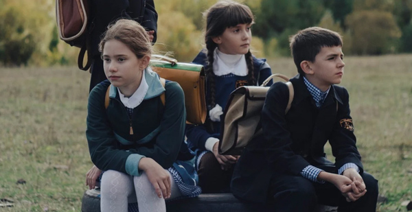 Mihai Mincan Milk Teeth Movie Review 