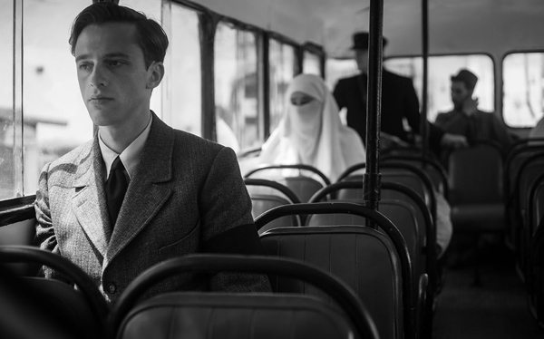 François Ozon - L'étranger (The Stranger) Review