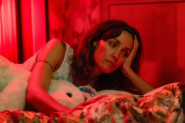 mary-bronstein-if-i-had-legs-id-kick-you-movie-review