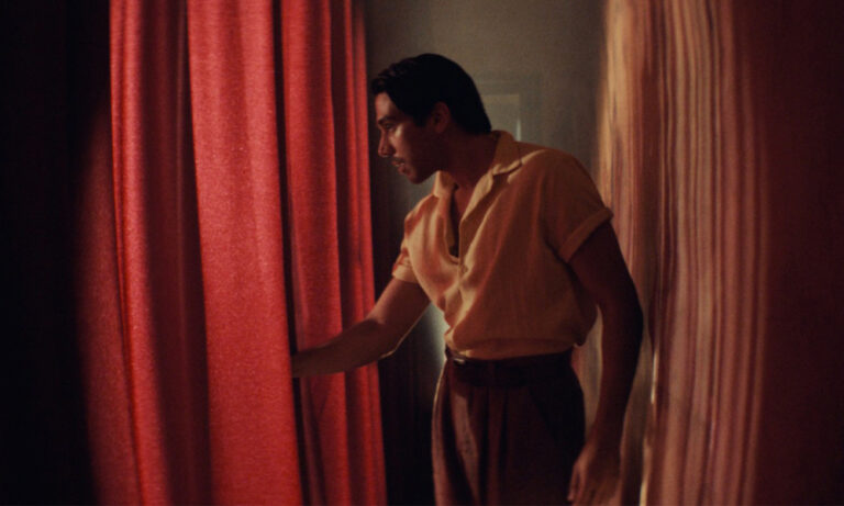 Exclusive Clip: Disappearing Behind the Scenes in Marcelo Martinessi’s ‘Narciso’ – 2026 Berlinale