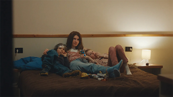 Jan-Eric Mack-a-happy-family